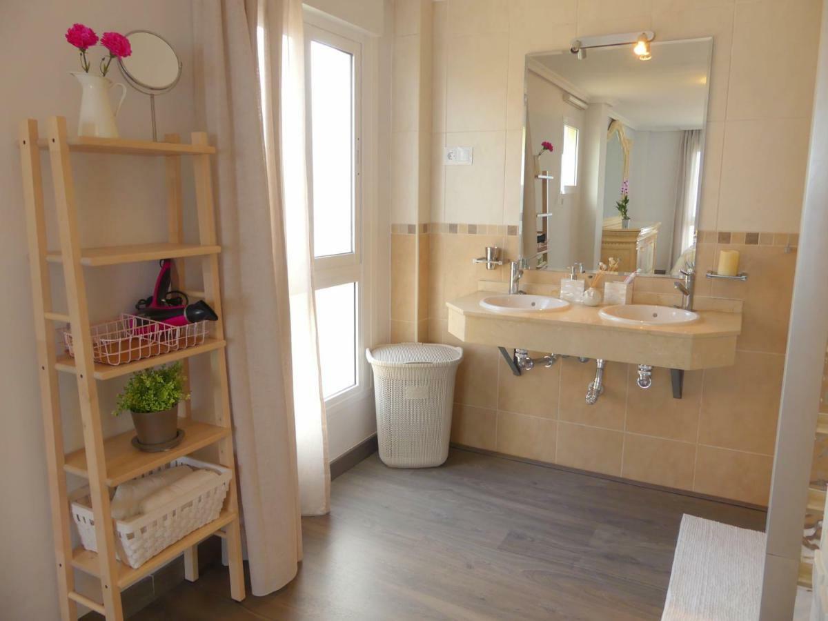 Duplex La Carihuela 1ª Linea De Playa Apartamento Costa Del Sol Torremolinos Ngoại thất bức ảnh