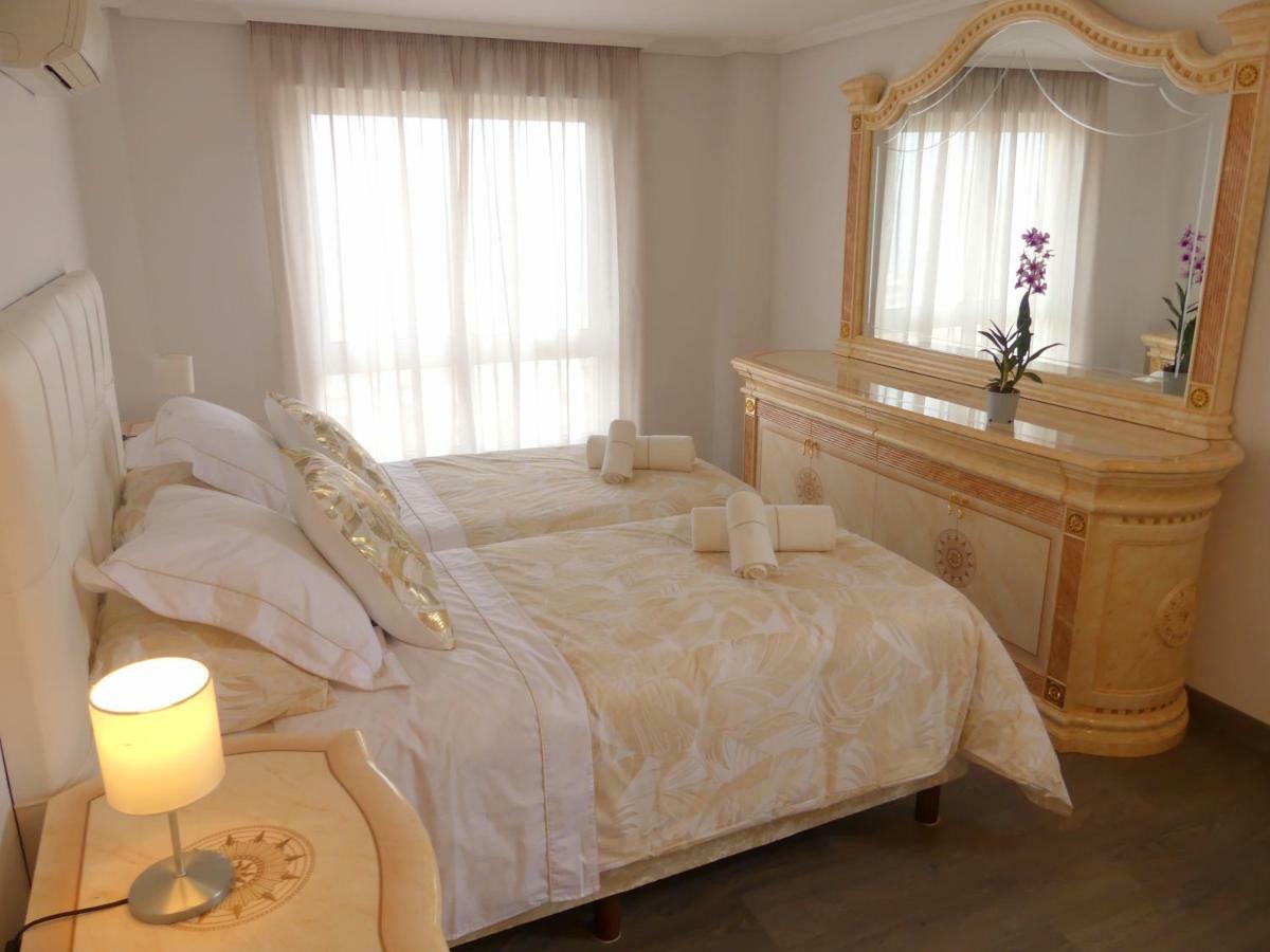 Duplex La Carihuela 1ª Linea De Playa Apartamento Costa Del Sol Torremolinos Ngoại thất bức ảnh