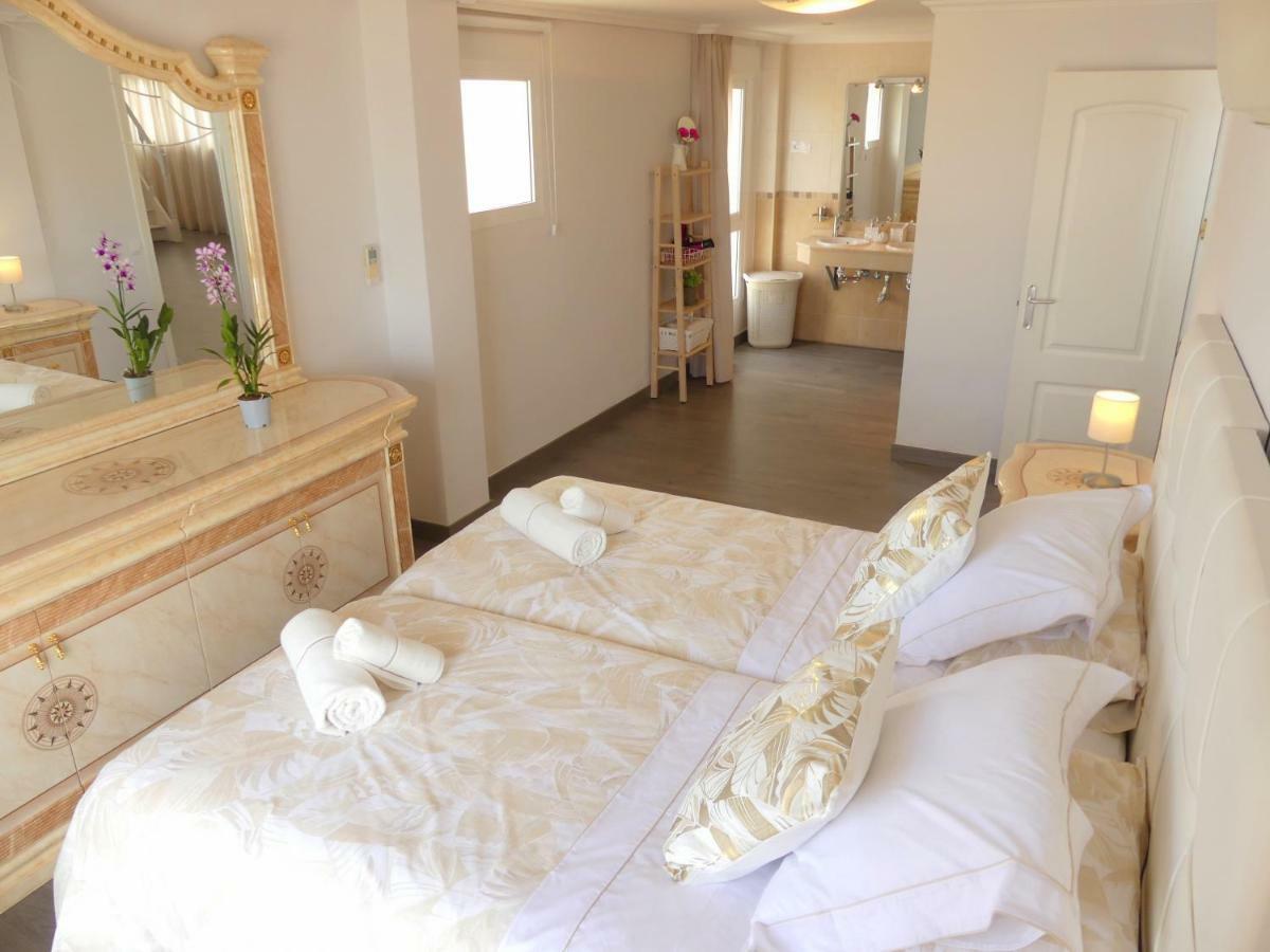 Duplex La Carihuela 1ª Linea De Playa Apartamento Costa Del Sol Torremolinos Ngoại thất bức ảnh
